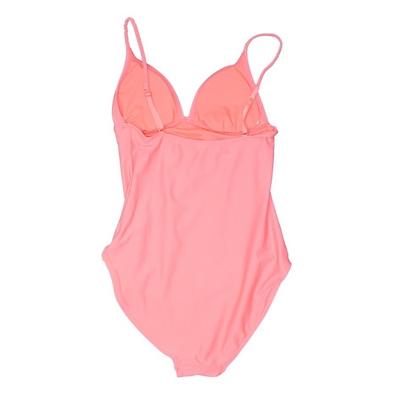 Old Navy swimsuit - Picture 2 of 5